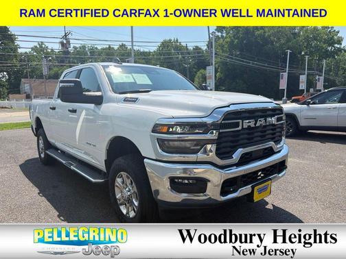 Bright White Clearcoat 2025 RAM 2500 Big Horn Crew Cab 4x4 6'4' Box