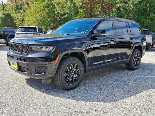 2025 Jeep Grand Cherokee L Laredo