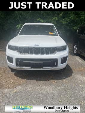 2022 Jeep Grand Cherokee Overland