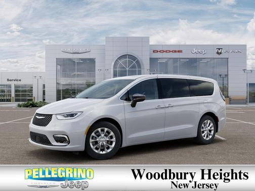 Bright White Clearcoat 2026 Chrysler Pacifica Limited