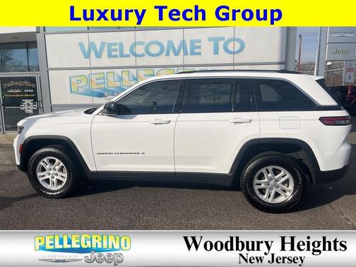 2023 Jeep Grand Cherokee Laredo