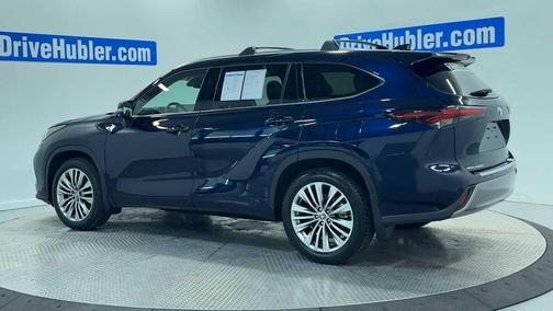 2024 Toyota Highlander Platinum