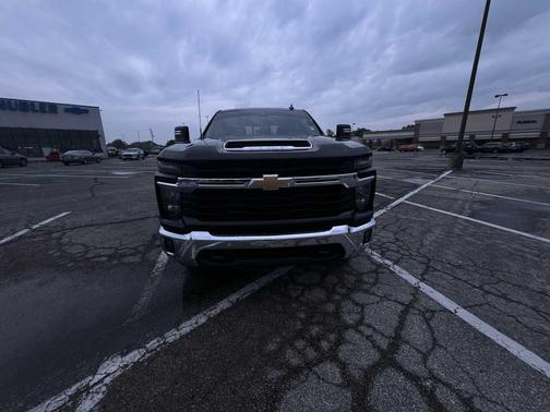 2025 Chevrolet Silverado 3500 LT