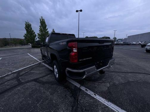 2025 Chevrolet Silverado 3500 LT