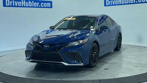 2024 Toyota Camry Hybrid SE