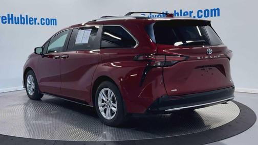 2024 Toyota Sienna Limited 7-Passenger
