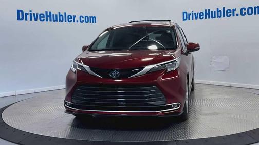 2024 Toyota Sienna Limited 7-Passenger