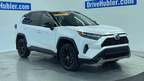 Wind Chill Pearl/Midnight Black Metallic 2024 Toyota RAV4 Hybrid SE