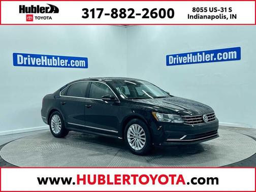 Black Uni 2016 Volkswagen Passat 1.8T SE