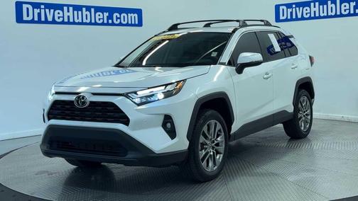 Wind Chill Pearl 2025 Toyota RAV4 XLE Premium