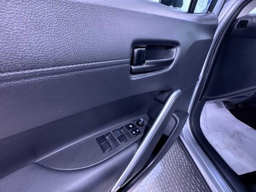 Sonic Silver 2022 Toyota Corolla Cross LE