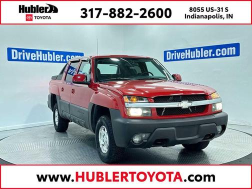 Victory Red 2004 Chevrolet Avalanche 1500