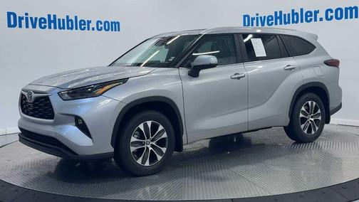 2025 Toyota Highlander XLE