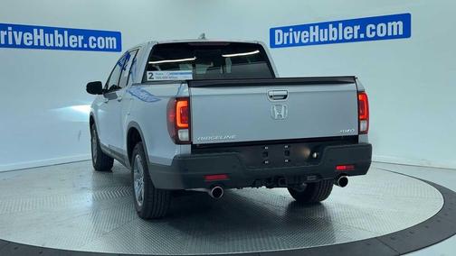 Lunar Silver Metallic 2021 Honda Ridgeline RTL-E