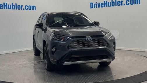 2020 Toyota RAV4 Hybrid SE