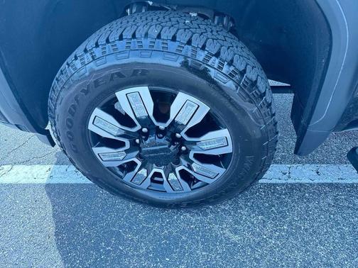Onyx Black 2024 GMC Sierra 3500 Denali