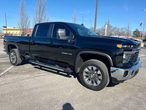 2025 Chevrolet Silverado 3500 LT