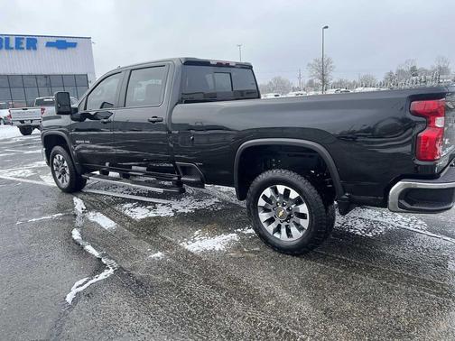 2025 Chevrolet Silverado 3500 LT