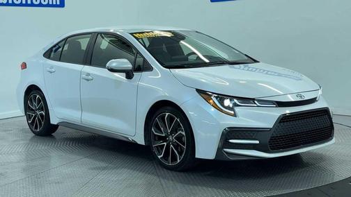 Wind Chill Pearl 2022 Toyota Corolla SE