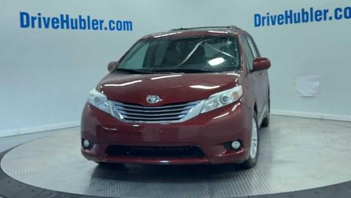 2017 Toyota Sienna XLE