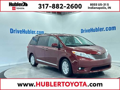 2017 Toyota Sienna XLE