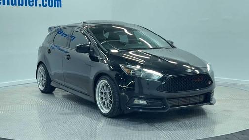 2018 Ford Focus ST 