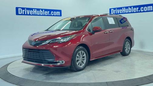 2022 Toyota Sienna XLE