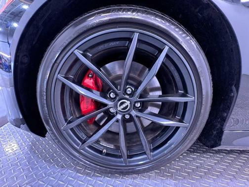 Black Diamond Pearl 2025 Nissan Z Performance Automatic Transmission