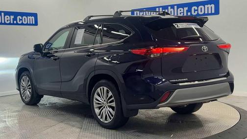 2023 Toyota Highlander Platinum