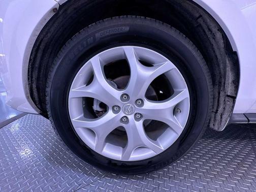Crystal White Pearl Mica 2010 Mazda CX-7 s Grand Touring