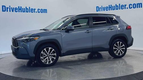 2022 Toyota Corolla Cross XLE
