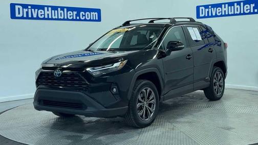 2022 Toyota RAV4 Hybrid XLE Premium