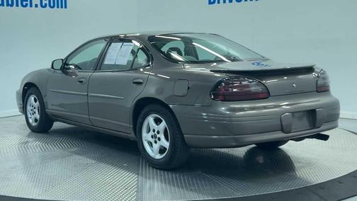 2002 Pontiac Grand Prix SE