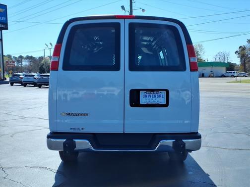 2024 Chevrolet Express 2500 RWD 2500 Regular Wheelbase WT