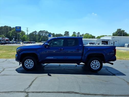 Blue Crush Metallic 2024 Toyota Tacoma SR5