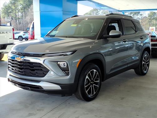 Sterling Gray Metallic 2026 Chevrolet Trailblazer LT