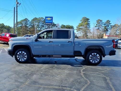 2025 Chevrolet Silverado 2500 Custom