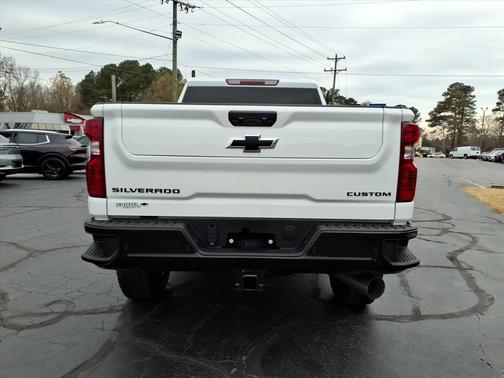 2026 Chevrolet Silverado 2500 Custom