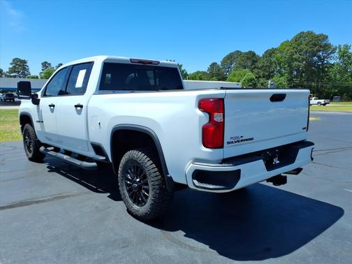 Summit White 2023 Chevrolet Silverado 2500 LTZ