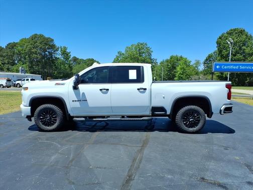 Summit White 2023 Chevrolet Silverado 2500 LTZ
