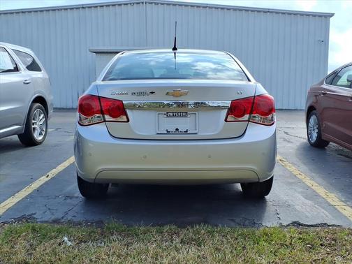 Silver Ice Metallic 2012 Chevrolet Cruze LT