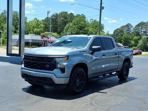 Sterling Gray Metallic 2025 Chevrolet Silverado 1500 Custom