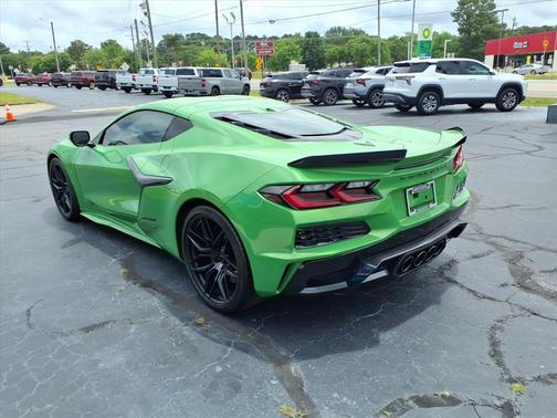 Roswell Green Metallic 2026 Chevrolet Corvette Z06