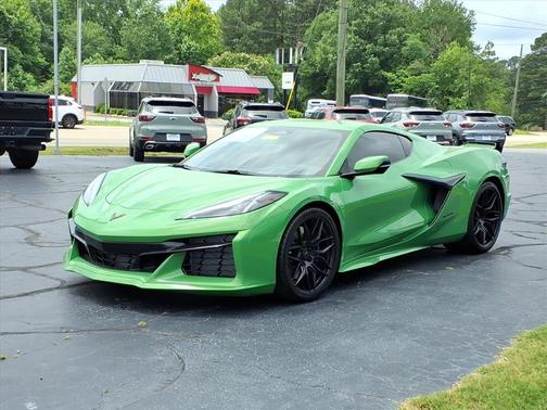 Roswell Green Metallic 2026 Chevrolet Corvette Z06