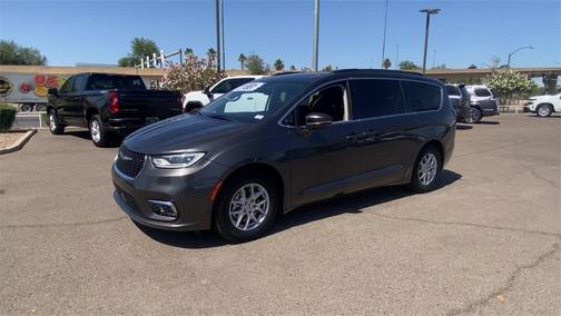 2022 Chrysler Pacifica Touring-L