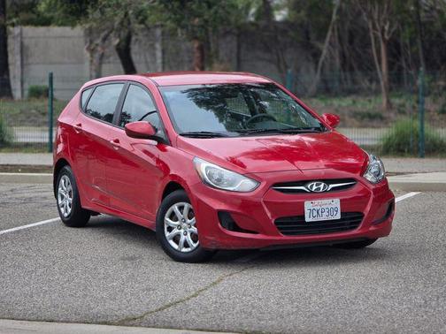 2013 Hyundai Accent GS