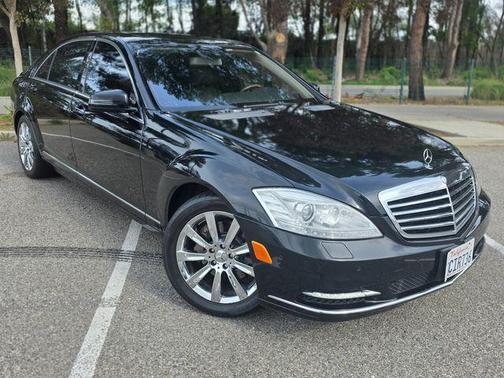 2010 Mercedes-Benz S-Class S 550