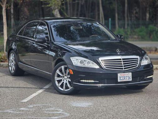 2010 Mercedes-Benz S-Class S 550