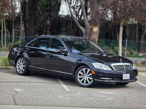2010 Mercedes-Benz S-Class S 550