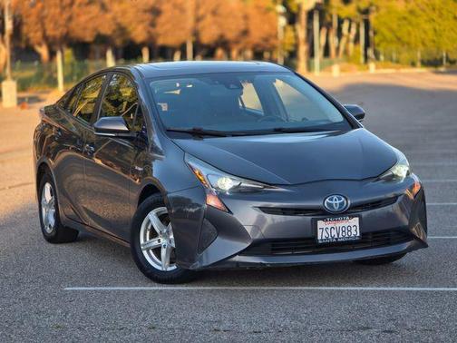 2016 Toyota Prius Three